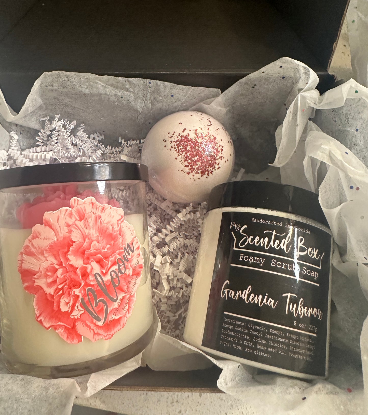 Spa Gift Box for Women, Pamper Me Bath Kit, Self Care Relaxation Pack, Candle Lover Gift Set for Fall Christmas