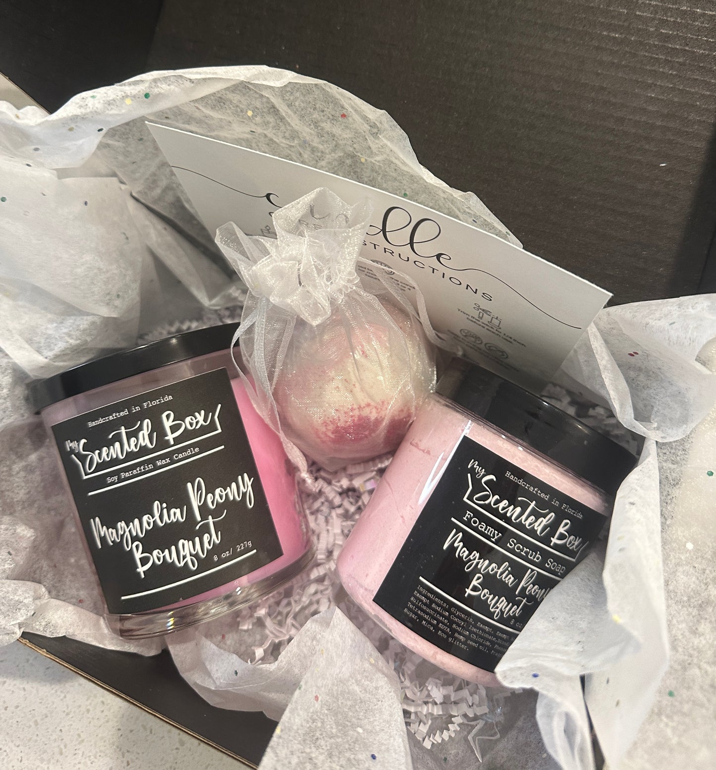 Spa Gift Box for Women, Pamper Me Bath Kit, Self Care Relaxation Pack, Candle Lover Gift Set for Fall Christmas