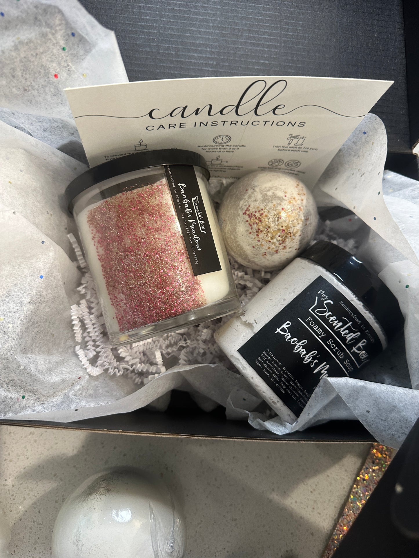 Spa Gift Box for Women, Pamper Me Bath Kit, Self Care Relaxation Pack, Candle Lover Gift Set for Fall Christmas